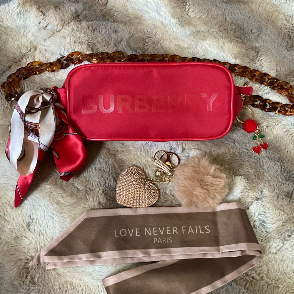 NWOT Burberry Red cosmetic pouch shoulder bag with accessories